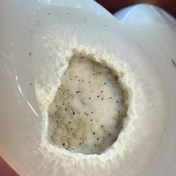 Agate Crystal Heart Carving With Druzy! - Picture 6 of 6